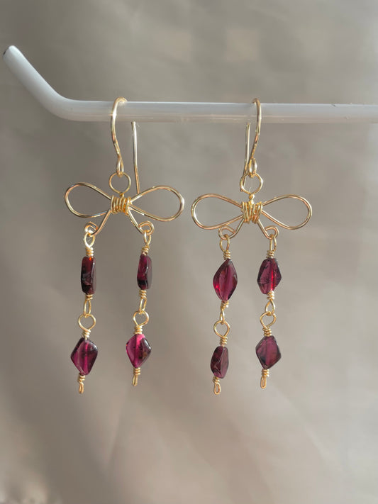 Garnet Eloise Bows